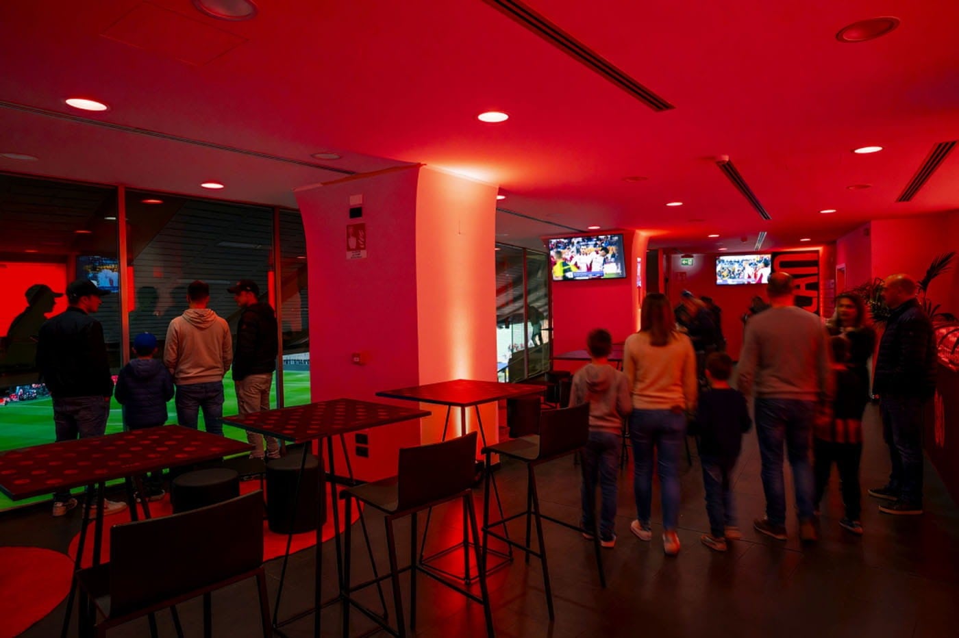 immagine ORANGE SKY LOUNGE MATCH INSIDE