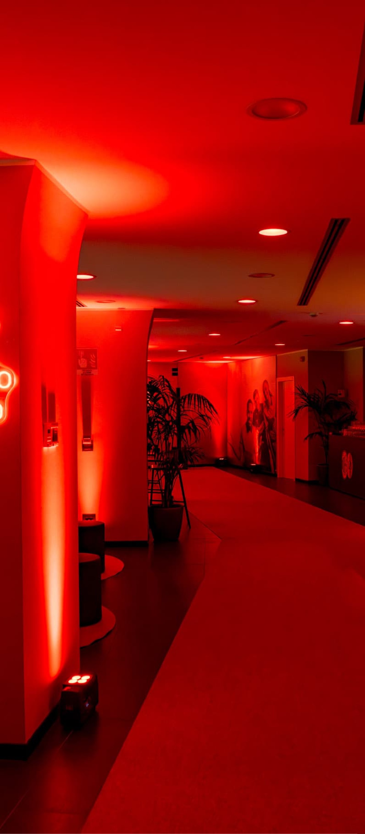 image 1 ORANGE SKY LOUNGE PREMIUM