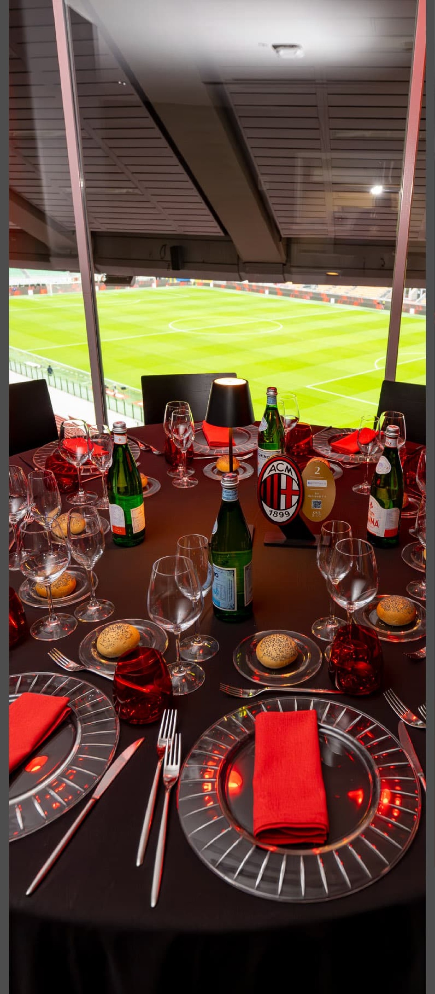 image 2 RED SKY LOUNGE 1-2
