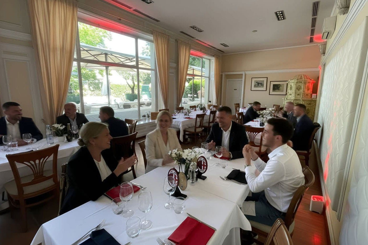immagine ROSSONERI LOUNGE