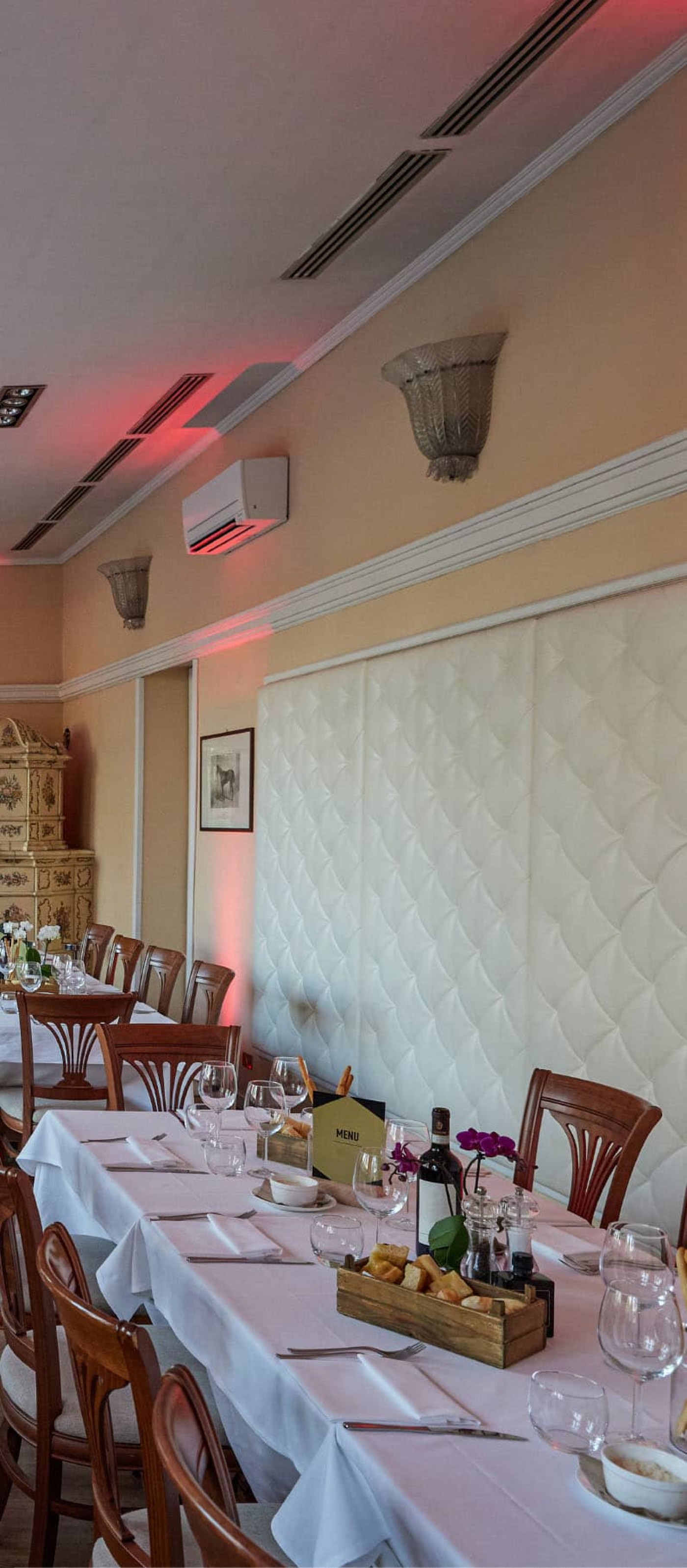 image 3 ROSSONERI LOUNGE