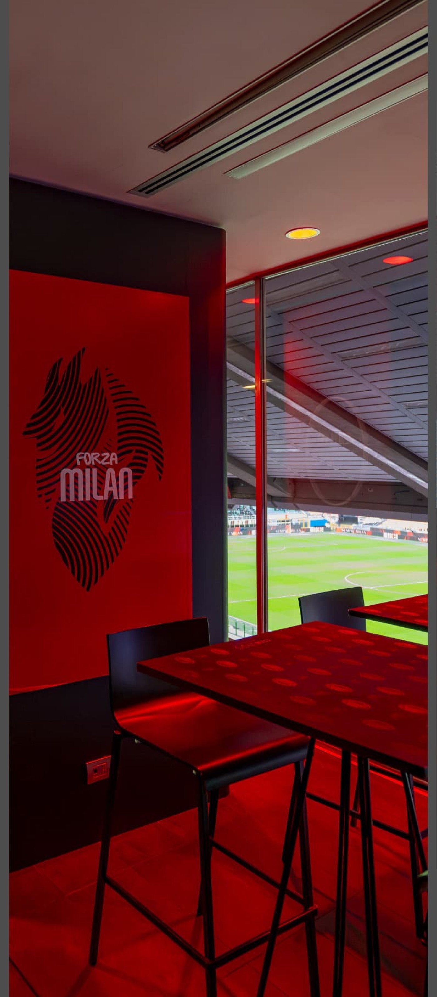 image 2 SEMPRE MILAN LOUNGE