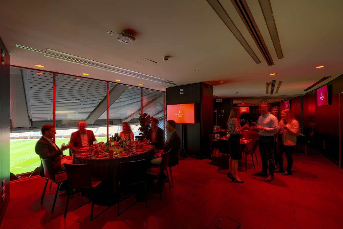 image 1 RED SKY LOUNGE 1-2