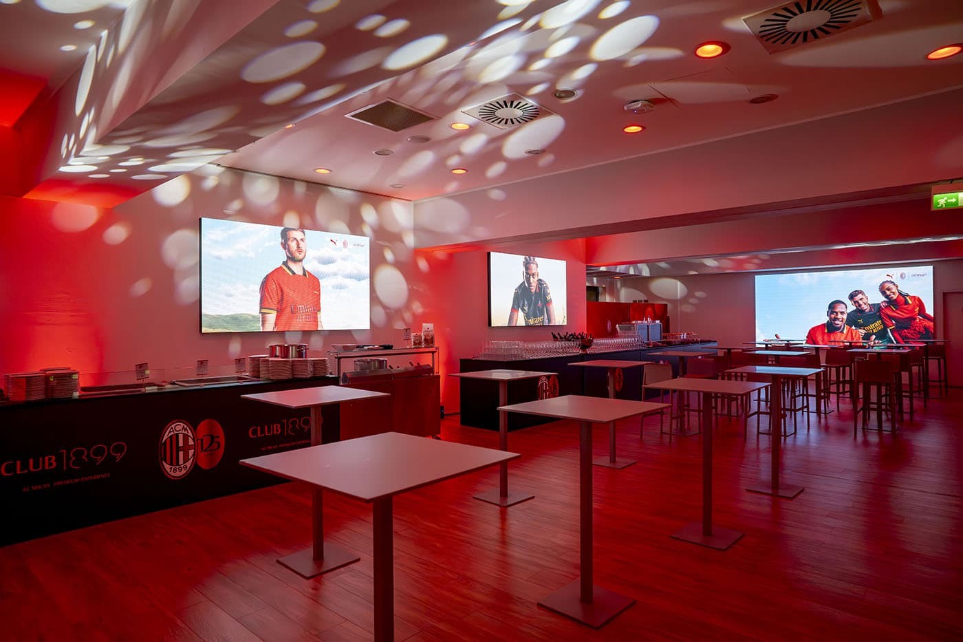 image 1 EXECUTIVE LOUNGE