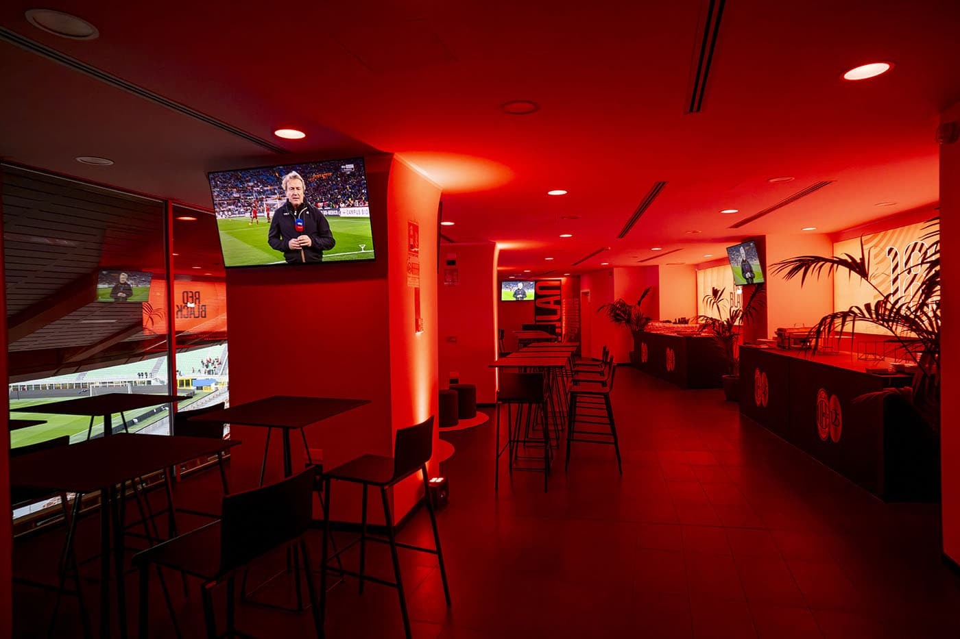 image 3 ORANGE SKY LOUNGE MATCH INSIDE