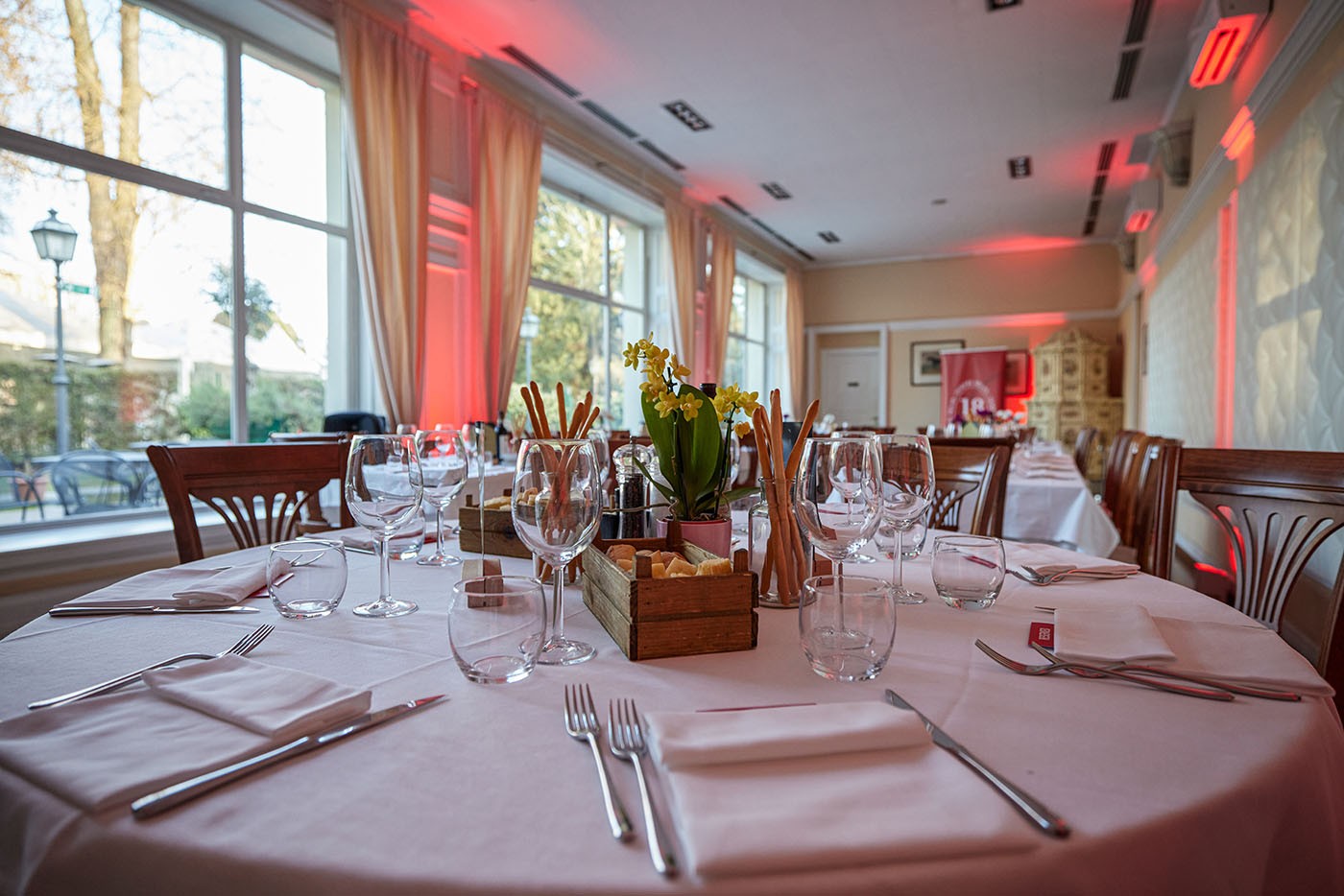 image 3 ROSSONERI LOUNGE